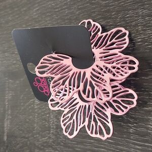 Pink airy post earrings